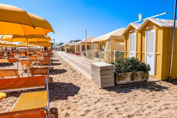 spiaggia-cabine